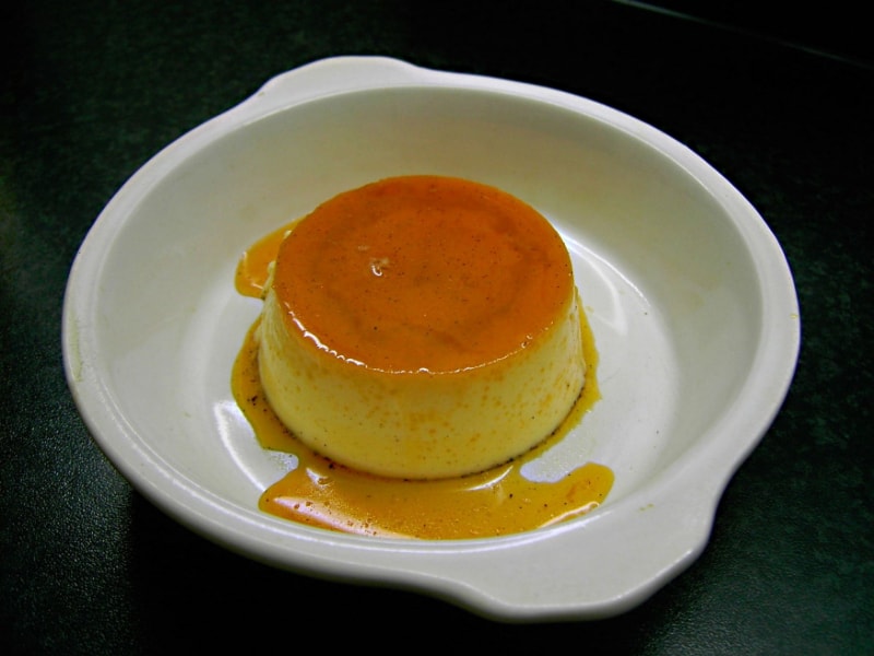 Flan De Coco Cubano.