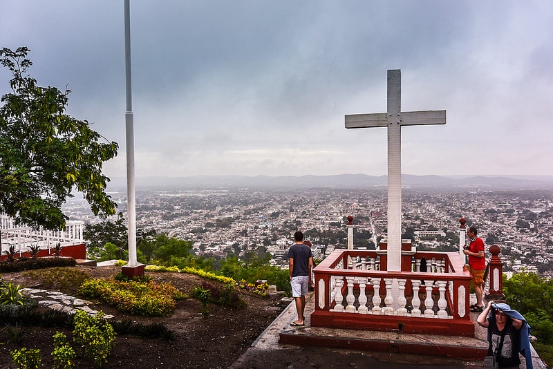 Holguín desde la Loma de La Cruz