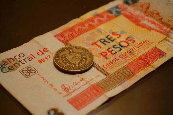 Pesos cubanos