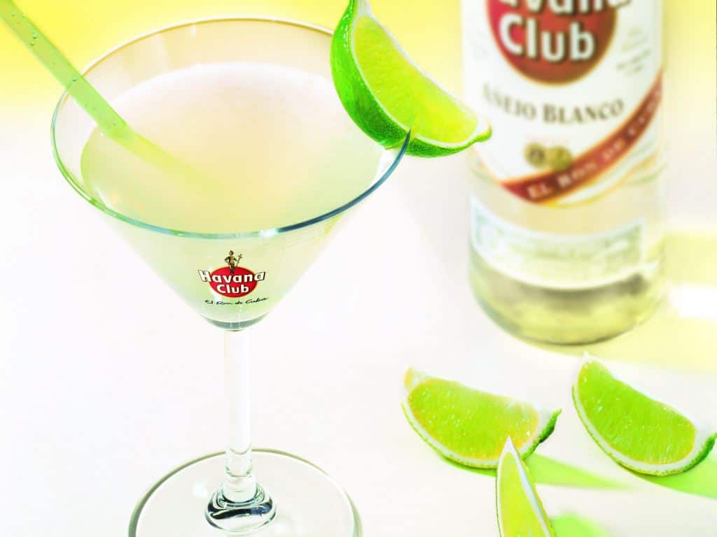 Cómo preparar un daiquirí cubano TodoCuba