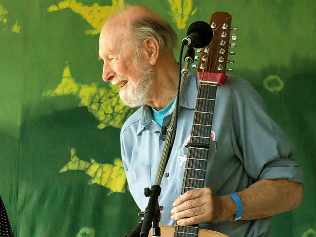 Pete Seeger popularizó Guantanamera en los años 60