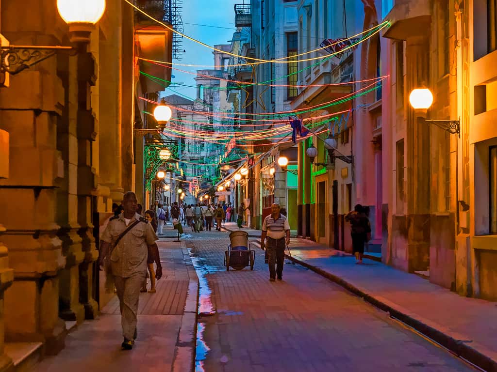 Calle Obispo, Cuba