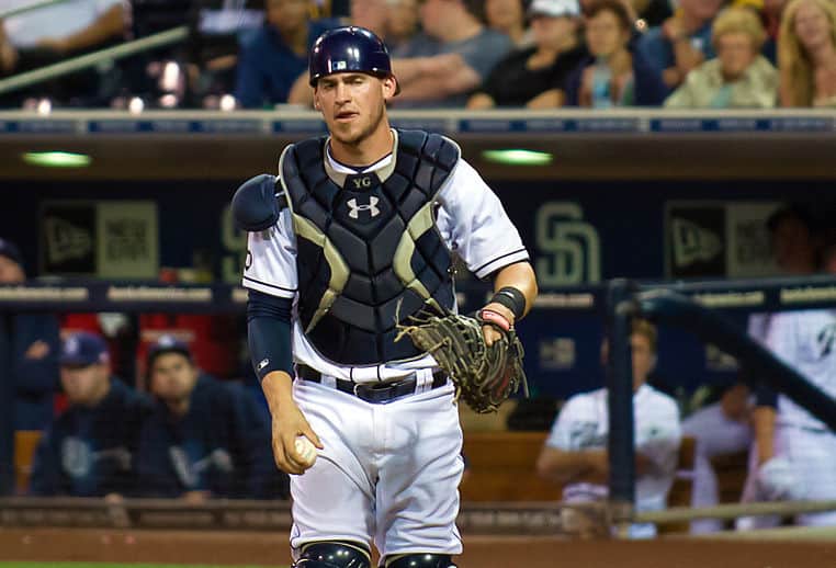 El receptor Yasmani Grandal firmó un gran contrato con los Medias Blancas