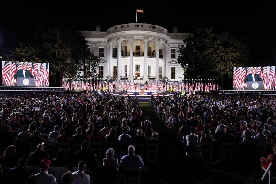 Campaña de Trump compara acoso a manifestantes con actos de repudio en Cuba