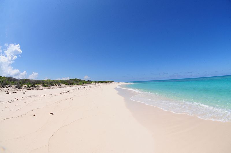 El pedraplén Caibarién permite el acceso a las maravillosas playas de Cayo Santa María