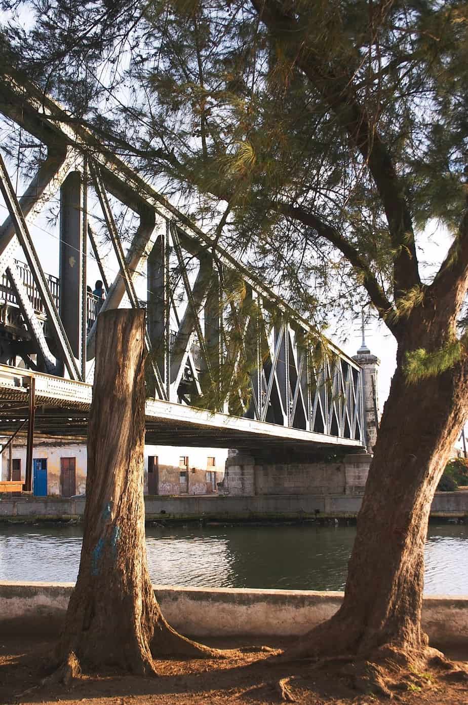 Puente Calixto García