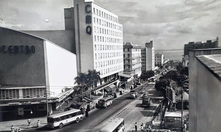 Edificio de CMQ rn La Habana, Cuba