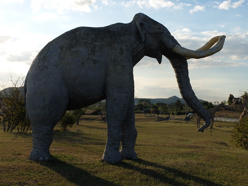Mamut en el parque