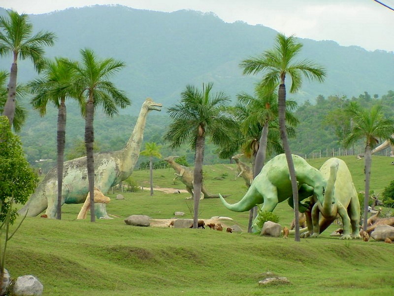 El Ángel y los dinosaurios en Cuba