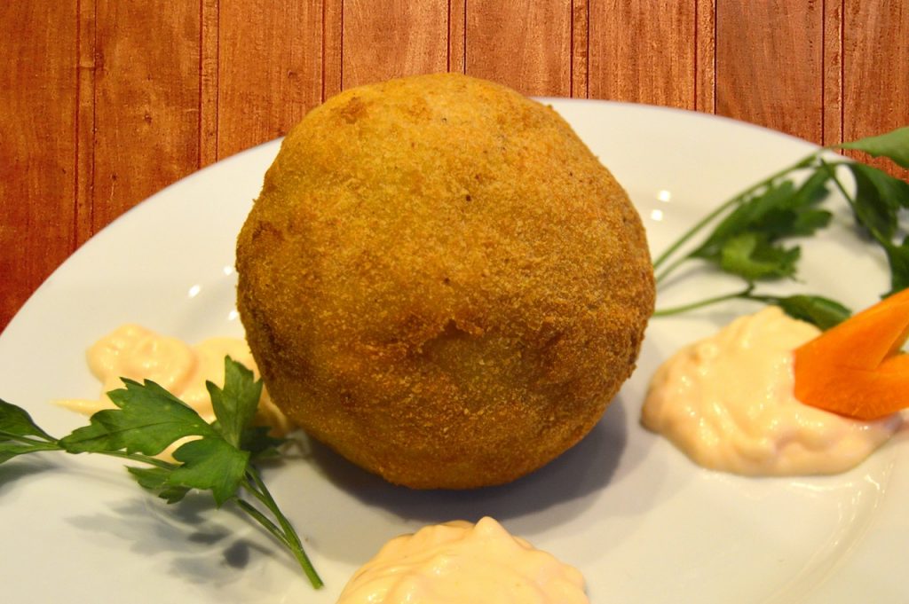 papas rellenas cubanas