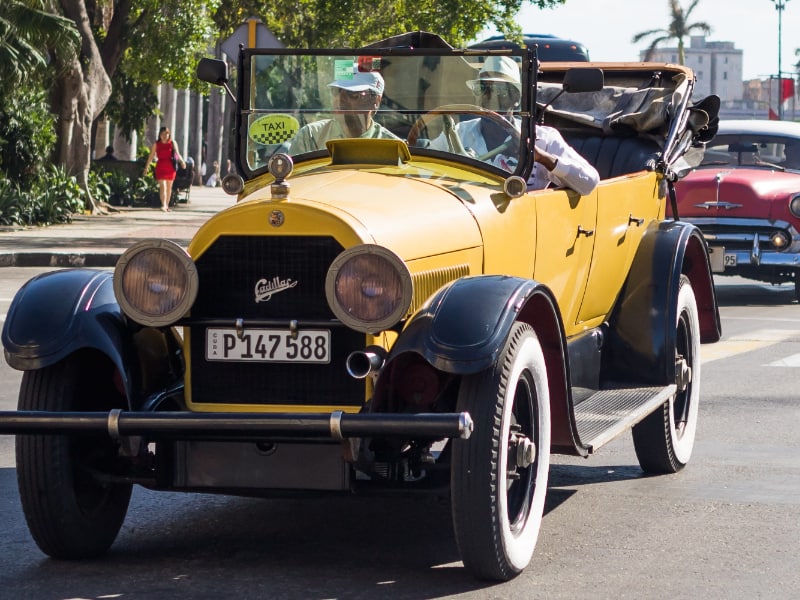 A los autos antiguos se les dice fotingos