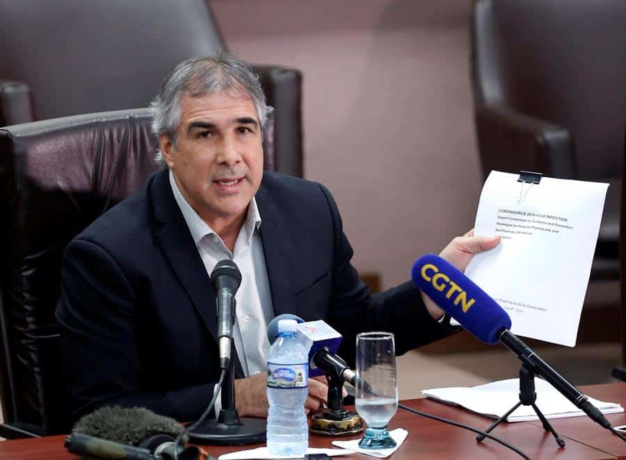Cuba y Reino Unido crean una empresa mixta de fármacos
