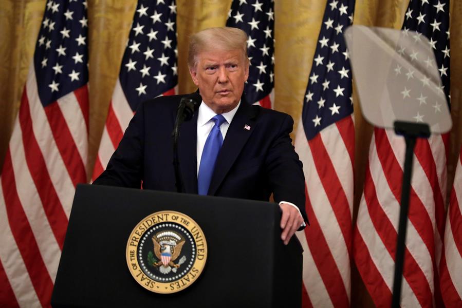 Trump aplica nuevas sanciones al sector turístico de Cuba