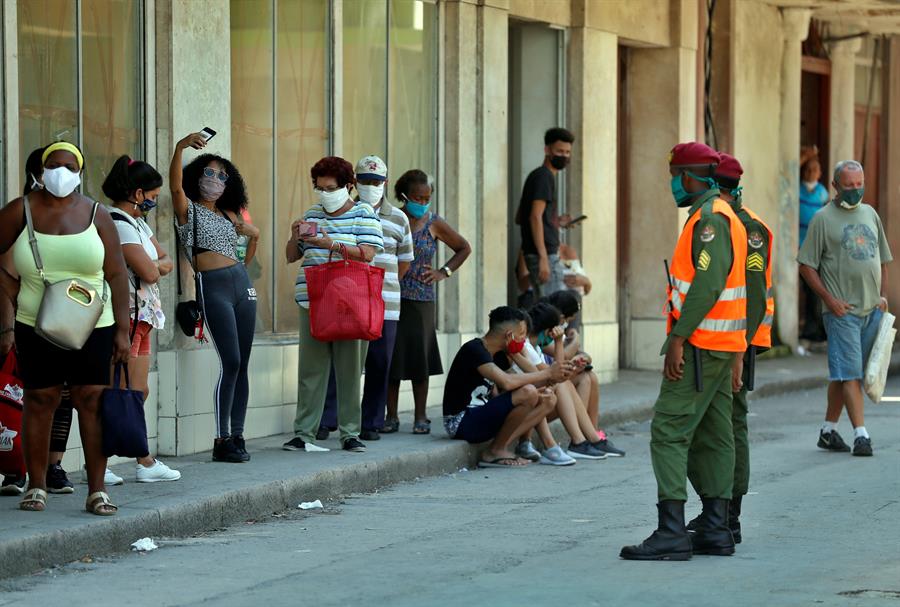 Cuba trata de detener la expansión del rebrote del virus