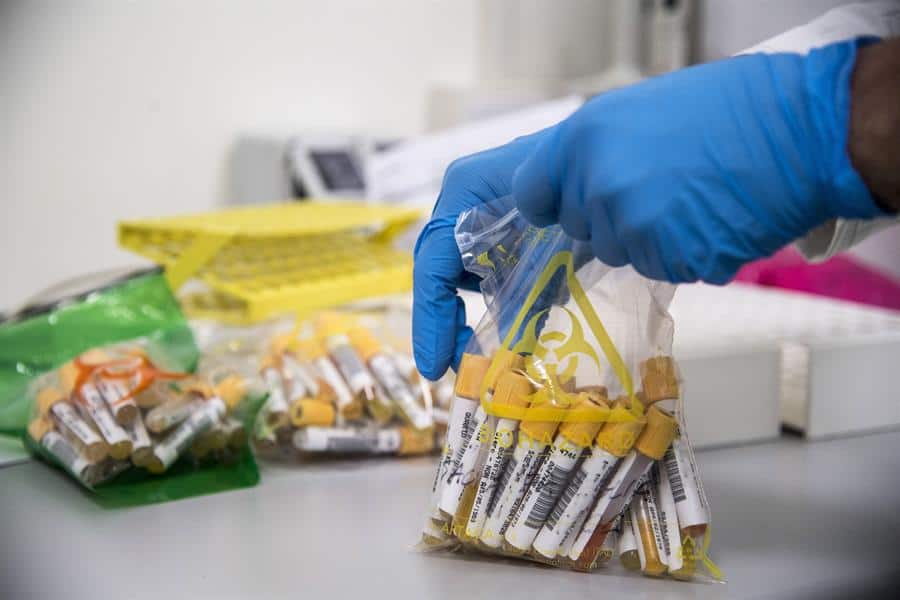 Descubren mecanismo que provoca la respuesta inflamatoria en niños con COVID