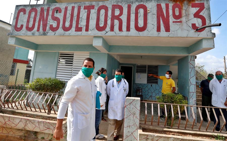 Contagios en Cuba siguen en aumento con 52 nuevos casos y otra muerte