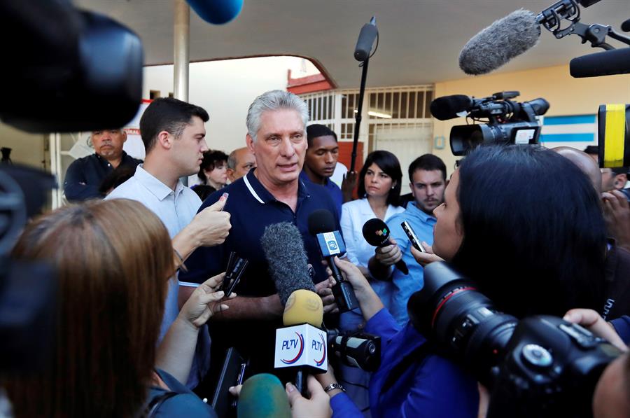 Díaz-Canel felicita a Luis Arce por su victoria en Bolivia