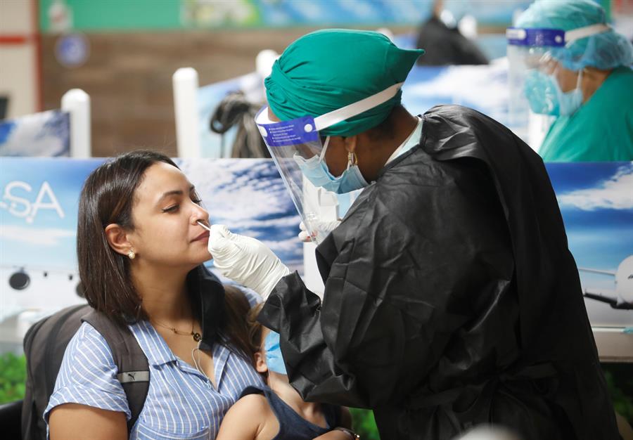 Cuba reporta 48 nuevos contagios de covid-19, la mayoría importados