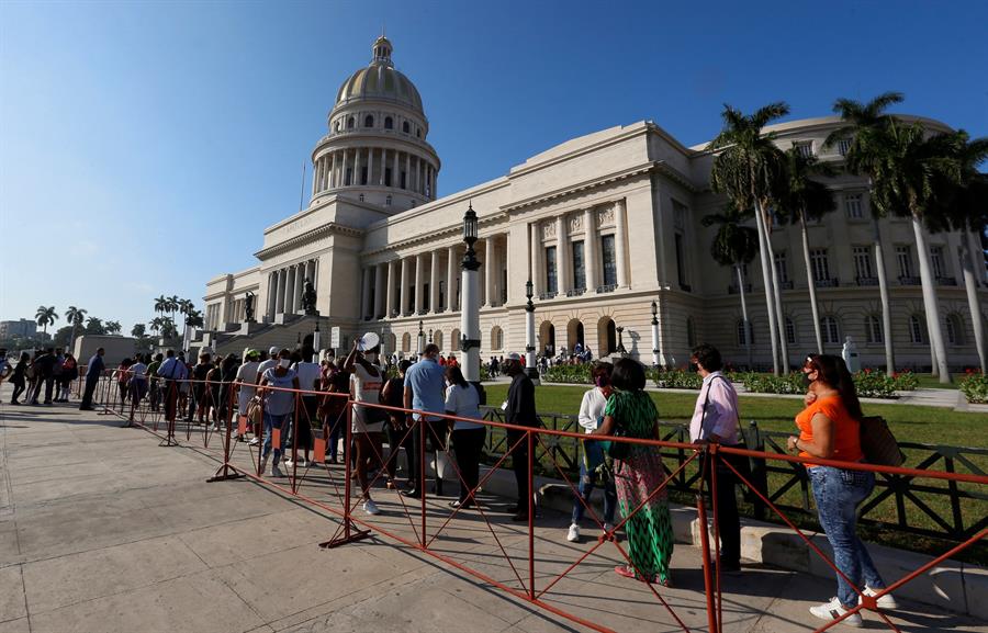 Emotiva despedida al historiador Eusebio Leal en el Capitolio de La Habana