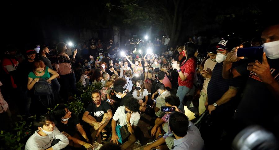 Artistas cubanos insisten en buscar el diálogo tras acusaciones del Gobierno