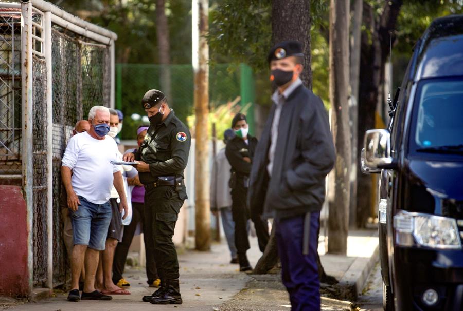 Tensión entre Gobierno cubano y artistas críticos